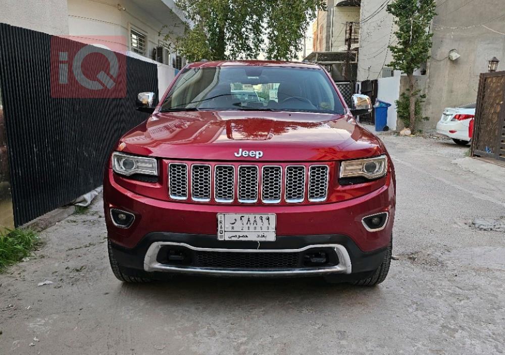 جیپ گراند شیرۆکی